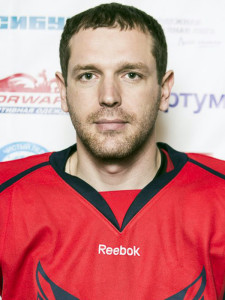 Щеглов Дмитрий - 25 - нападающий